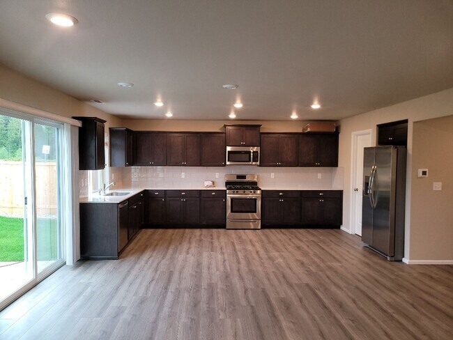 32311 132nd Pl SE in Sultan, WA - Building Photo - Building Photo