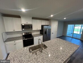 23052 Wetstone Ln in California, MD - Building Photo - Building Photo