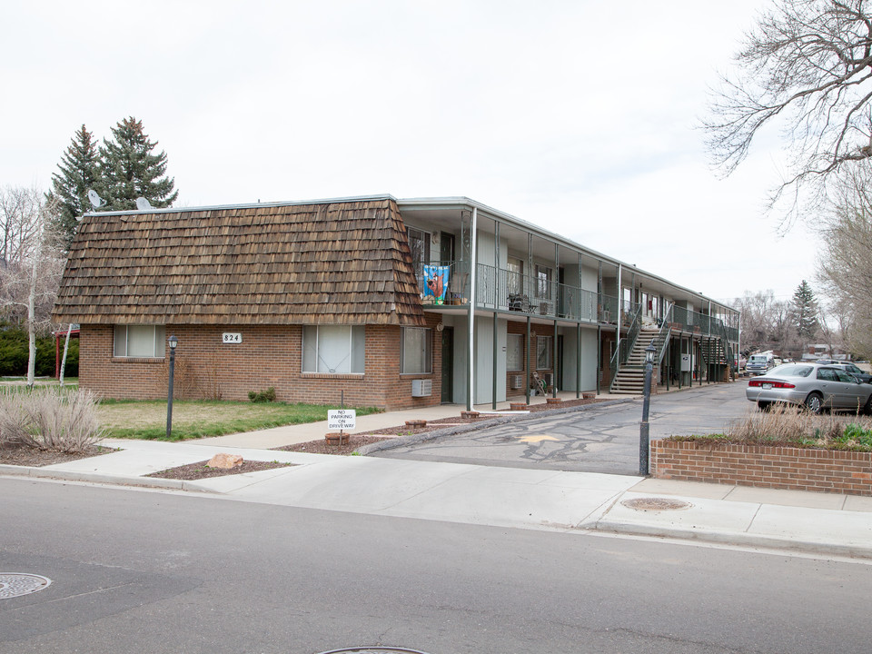 824 Garfield Ave in Loveland, CO - Foto de edificio