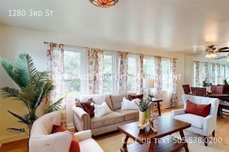 1280 3rd St in Los Alamos, NM - Building Photo - Building Photo