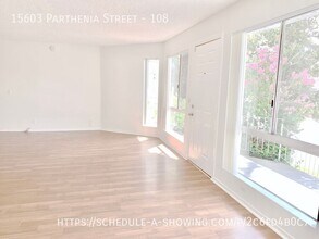 15603 Parthenia St in Los Angeles, CA - Building Photo - Building Photo