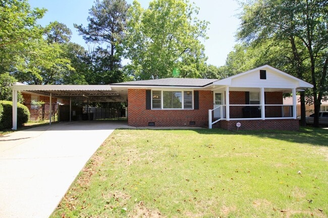 property at 5902 Catalina Dr