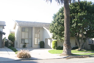 369 Orizaba Ave, Unit 4 Apartments