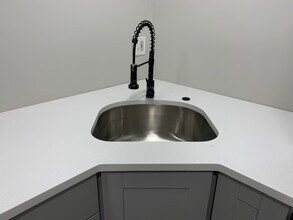 1424 Catharine St, Unit A in Philadelphia, PA - Building Photo - Building Photo