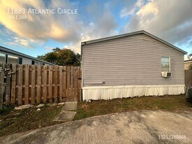 11863 Atlantic Cir in Boca Raton, FL - Building Photo