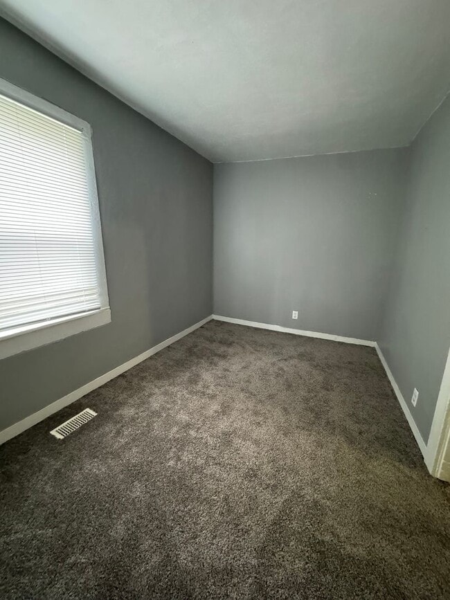 property at 414 Congress St