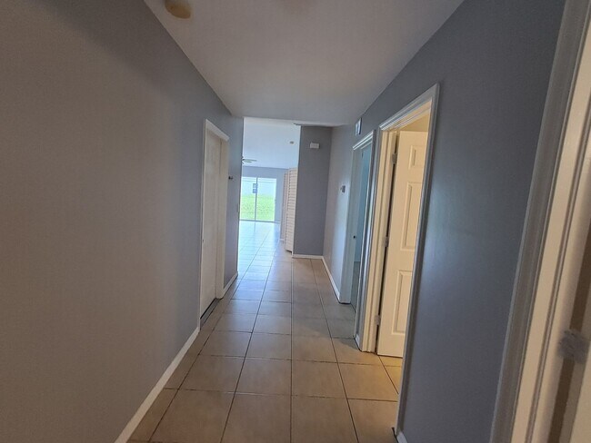 1137-1139 Homer Ave S in Lehigh Acres, FL - Building Photo - Building Photo