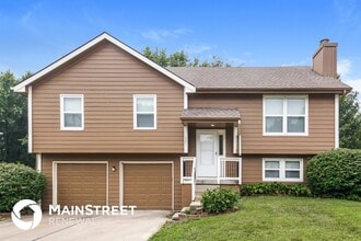 525 Kenneth Ln in Belton, MO - Building Photo - Building Photo