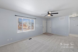 2915 Garland Terrace in Colorado Springs, CO - Building Photo - Building Photo