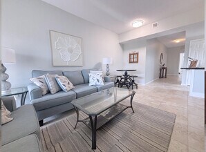 2080 Greenview Shores Blvd in Wellington, FL - Building Photo - Building Photo