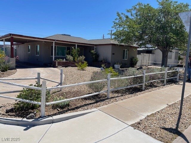 601 Burton St in Henderson, NV - Building Photo - Building Photo