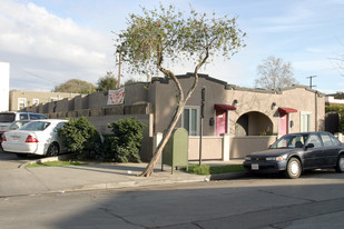 1228 Raymond Ave Apartamentos