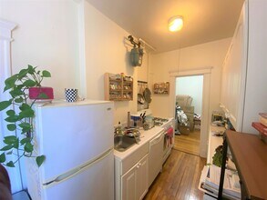 6 Crawford St, Unit 4 in Cambridge, MA - Building Photo - Building Photo
