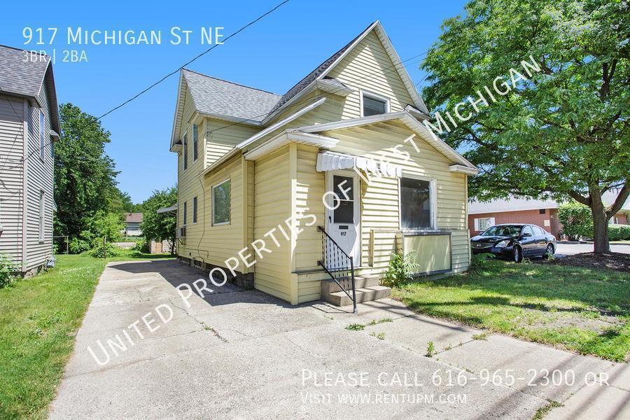 917 Michigan St NE in Grand Rapids, MI - Building Photo