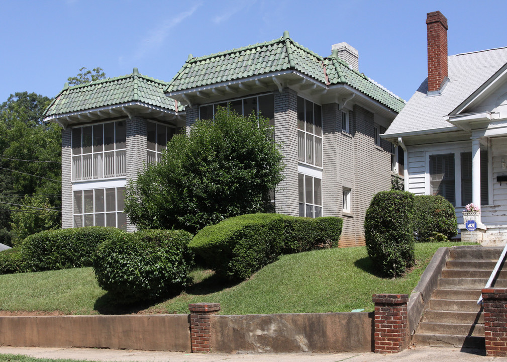 Lake Claire Terrace in Atlanta, GA - Building Photo