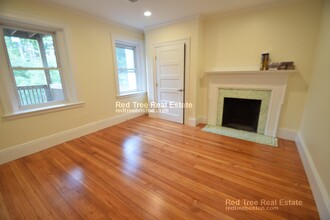 1616 Beacon St, Unit 2 in Brookline, MA - Building Photo - Building Photo