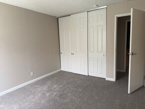 4606 Neil Rd in Reno, NV - Building Photo - Building Photo