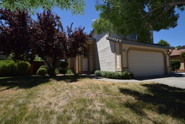 699 Sands Way in Folsom, CA - Building Photo