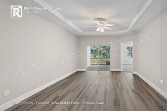 8564 Magnificent Ln in Groveland, FL - Building Photo - Building Photo