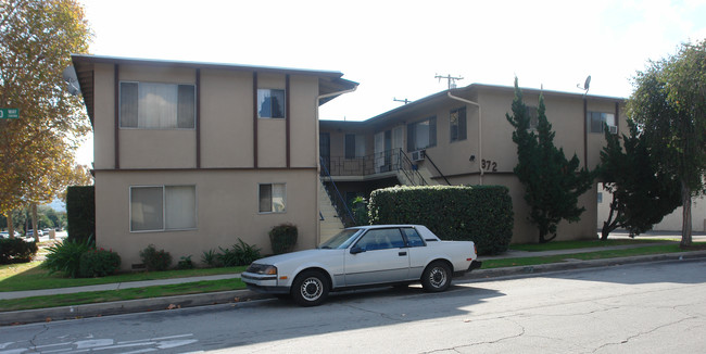 372 E Orlando Way in Covina, CA - Foto de edificio - Building Photo