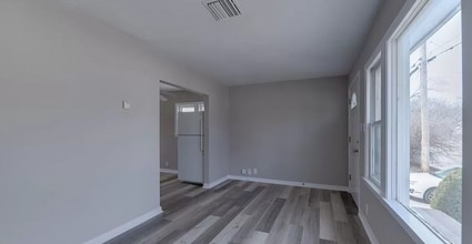 2803 W Elm St in Wichita, KS - Building Photo - Building Photo