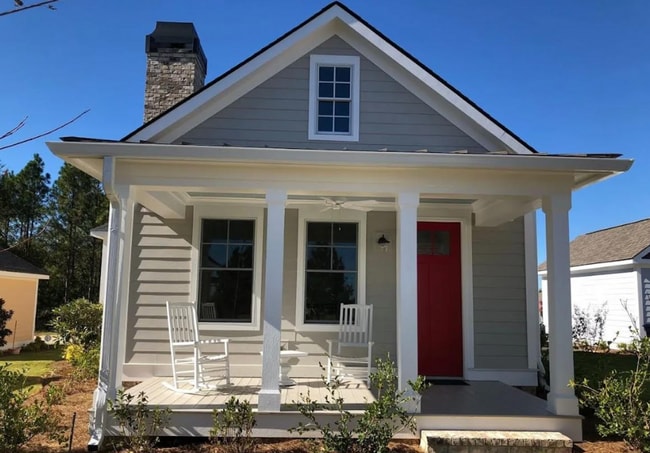 property at 225 Coach Light Way SW