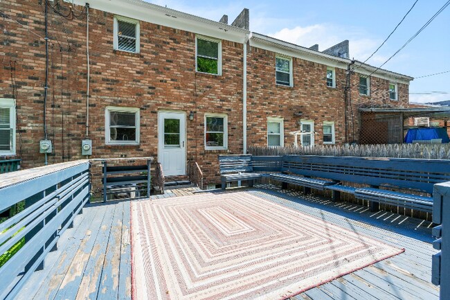 196 Mt Hope Dr in Albany, NY - Building Photo - Building Photo