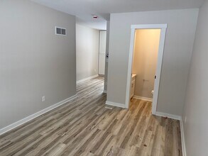 321-323 Elizabeth St in Parma, MI - Building Photo - Building Photo