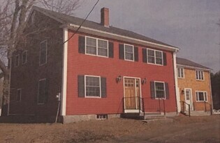 469 River Rd in Windham, ME - Building Photo