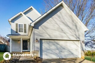 10717 Bayport Rd in Louisville, KY - Building Photo