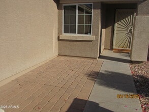 22212 W Tonto St in Buckeye, AZ - Building Photo - Building Photo