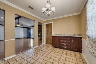 111 S Capri Dr in Duncanville, TX - Building Photo - Building Photo