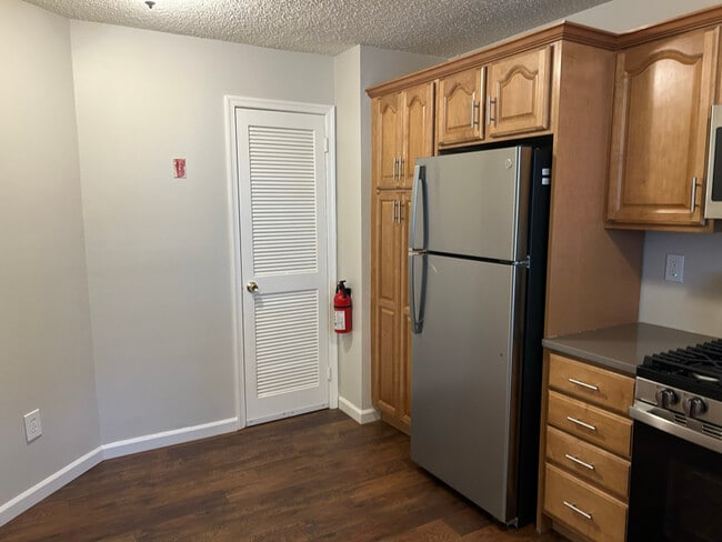 149 Tulip Ln in Freehold, NJ - Foto de edificio - Building Photo