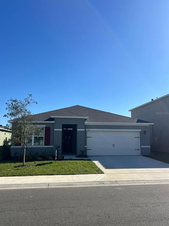 631 Pk Pl Blvd in Davenport, FL - Building Photo