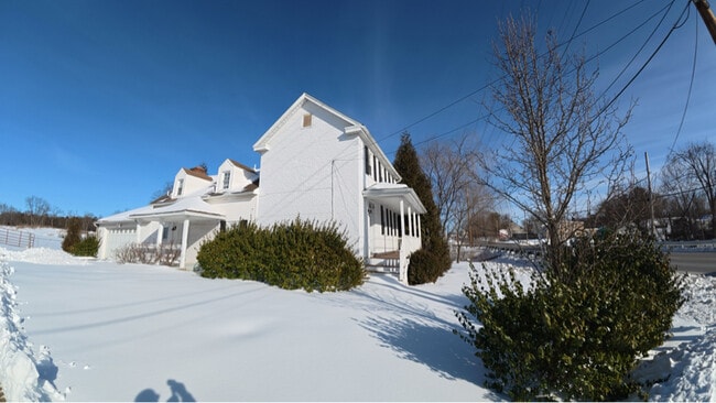 16704 National Pike in Hagerstown, MD - Building Photo - Building Photo