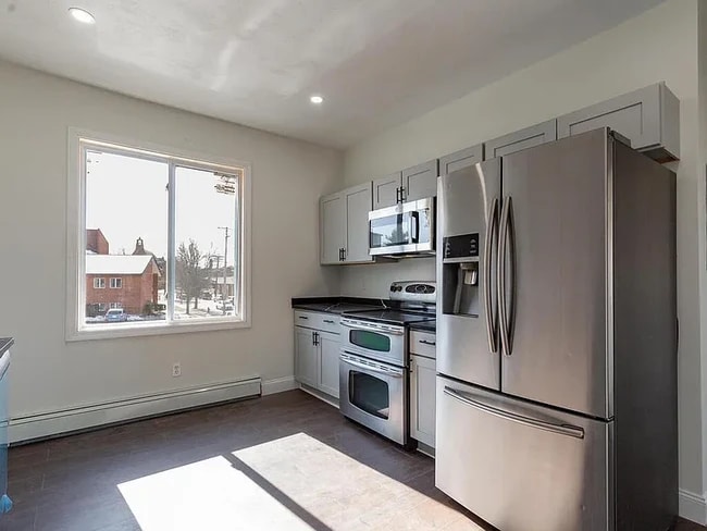 35 Valley St, Unit #2, Unit #2