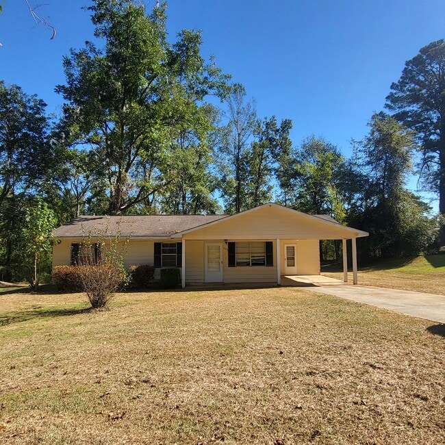 property at 203 Gateway Dr