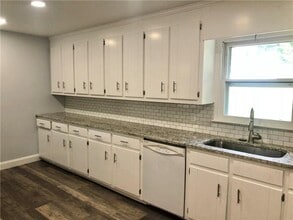 213 Oxmoor Dr in Anderson, SC - Building Photo - Building Photo