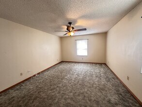 13502 SW 43rd Cir in Ocala, FL - Building Photo - Building Photo