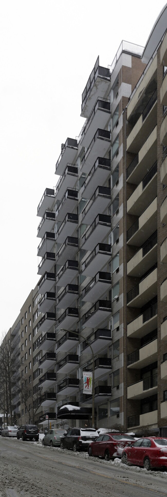 Imperial House in Montréal, QC - Building Photo - Primary Photo