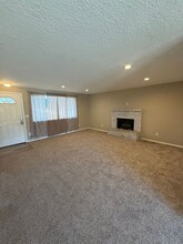 1040 Fenwick St in Coos Bay, OR - Building Photo - Building Photo