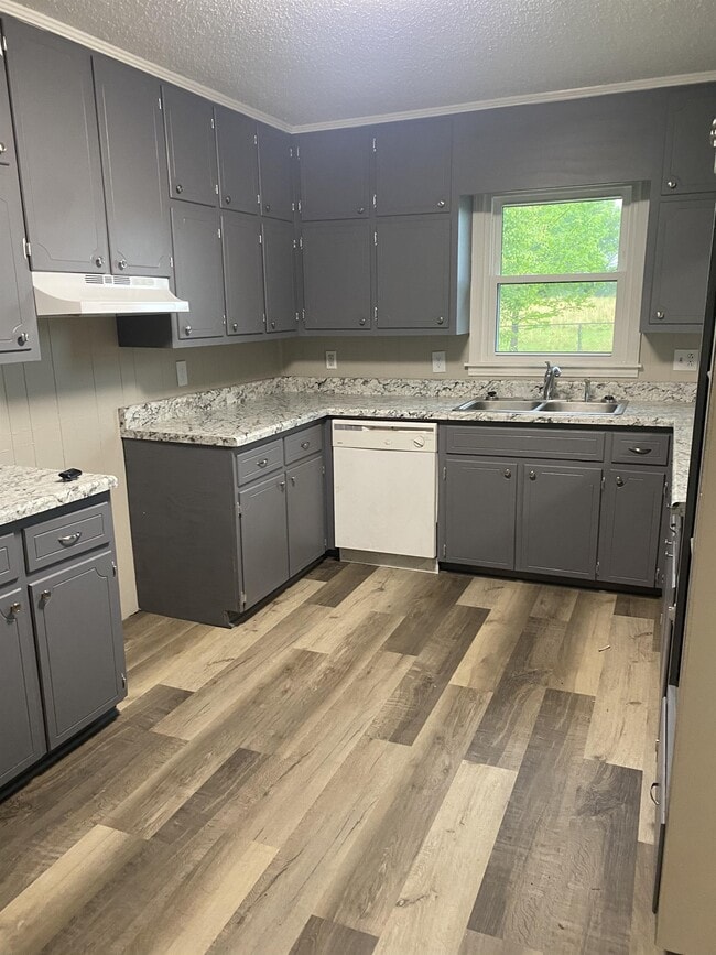 property at 4404 Charleston-Mason Rd