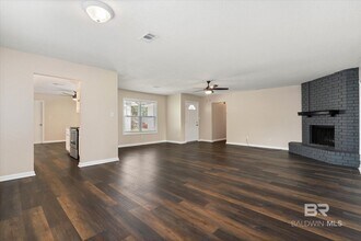 122 Lake Forest Blvd in Daphne, AL - Building Photo - Building Photo