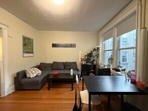 463 Commonwealth Ave, Unit 25A in Boston, MA - Foto de edificio - Building Photo