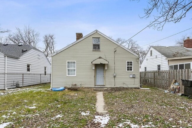 1426 Sorin St in South Bend, IN - Building Photo - Building Photo
