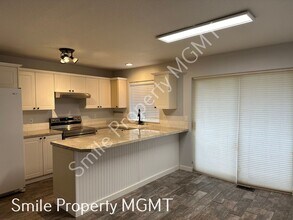 14095 SE Summerfield Loop in Happy Valley, OR - Building Photo - Building Photo