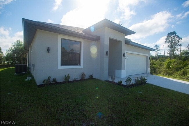 1456 Rugby Cir in La Belle, FL - Foto de edificio - Building Photo