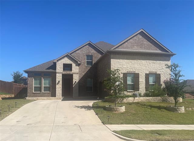 1100 Whispering Hl Dr