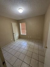 351 Veltri St in Beeville, TX - Building Photo - Building Photo