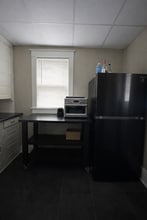 446 Lake St in Eau Claire, WI - Building Photo - Building Photo